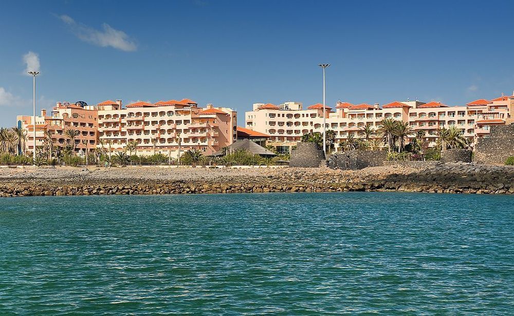 Elba Sara Beach & Golf Resort 칼레타데푸스테 외부 사진
