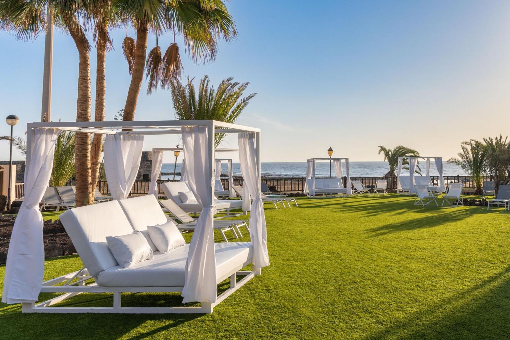 Elba Sara Beach & Golf Resort 칼레타데푸스테 외부 사진