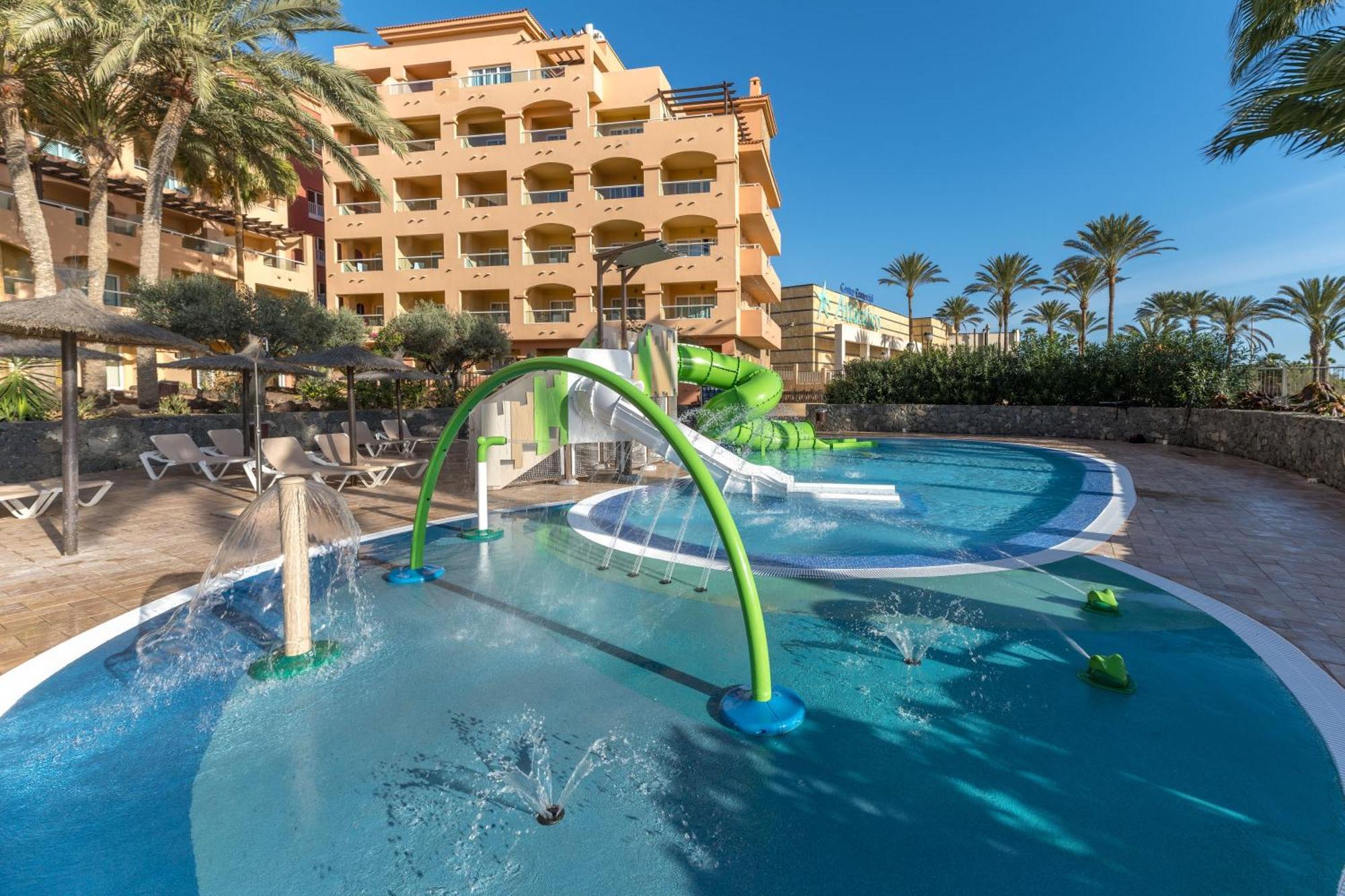 Elba Sara Beach & Golf Resort 칼레타데푸스테 외부 사진