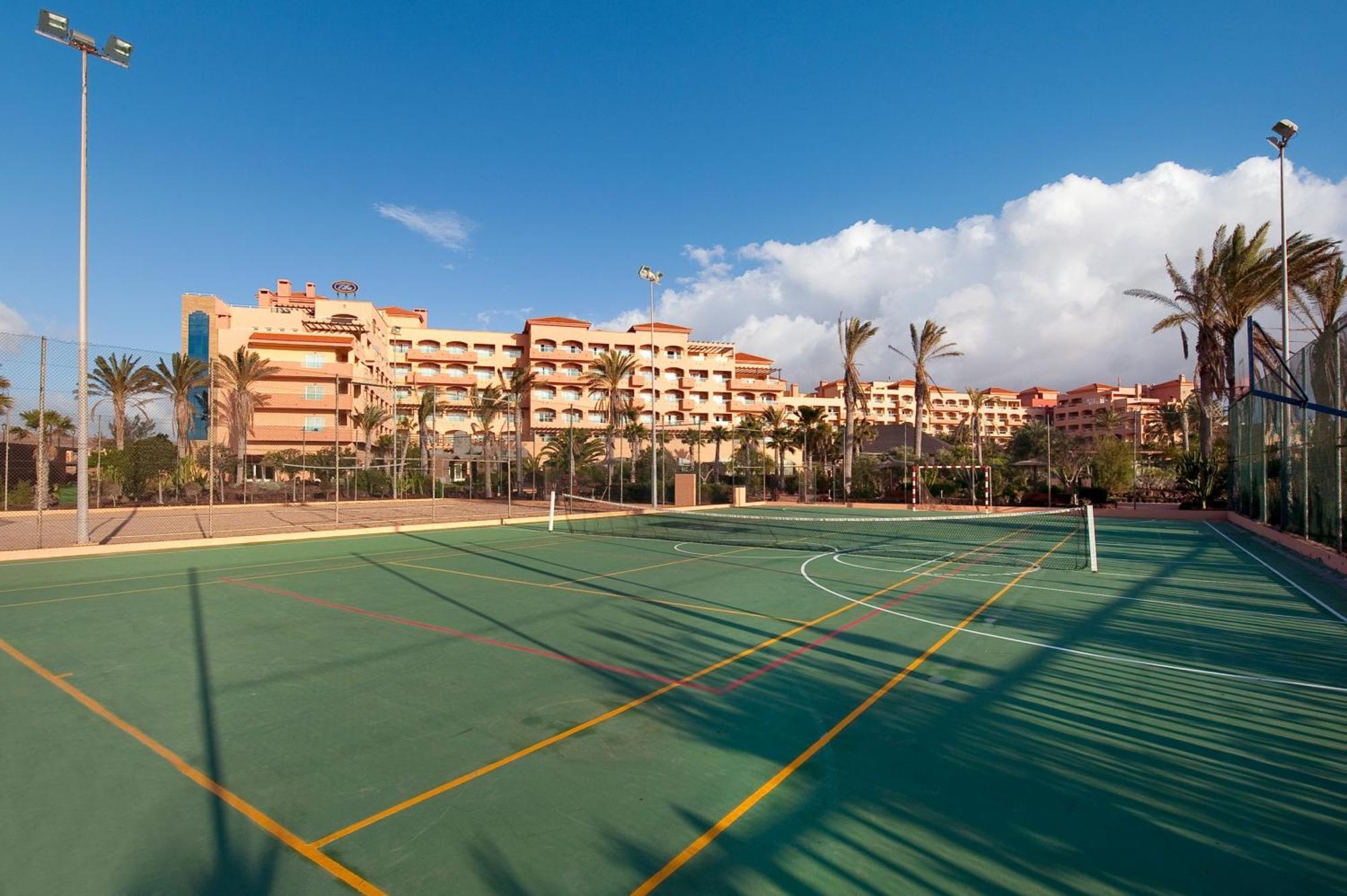 Elba Sara Beach & Golf Resort 칼레타데푸스테 외부 사진