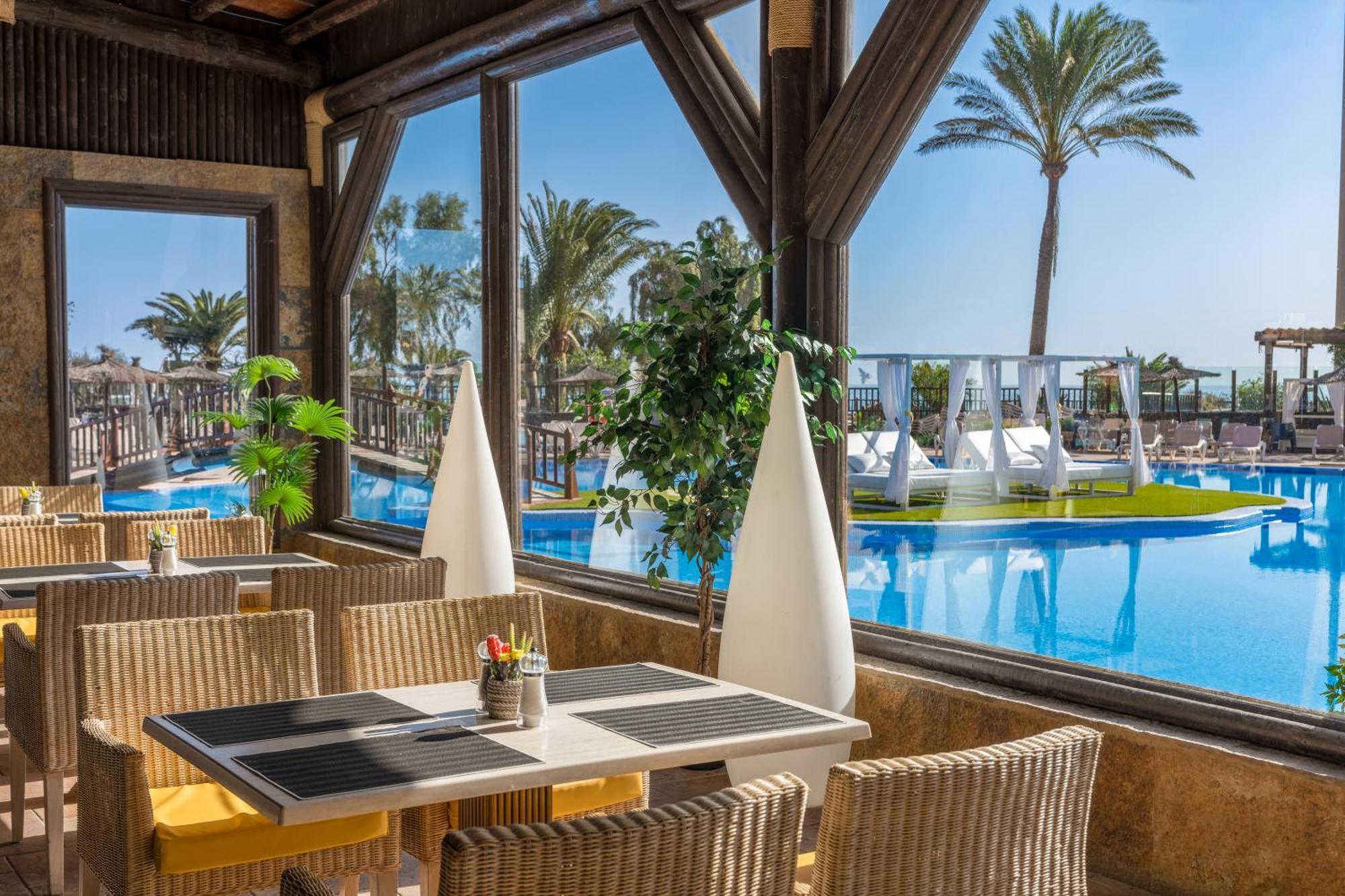 Elba Sara Beach & Golf Resort 칼레타데푸스테 외부 사진