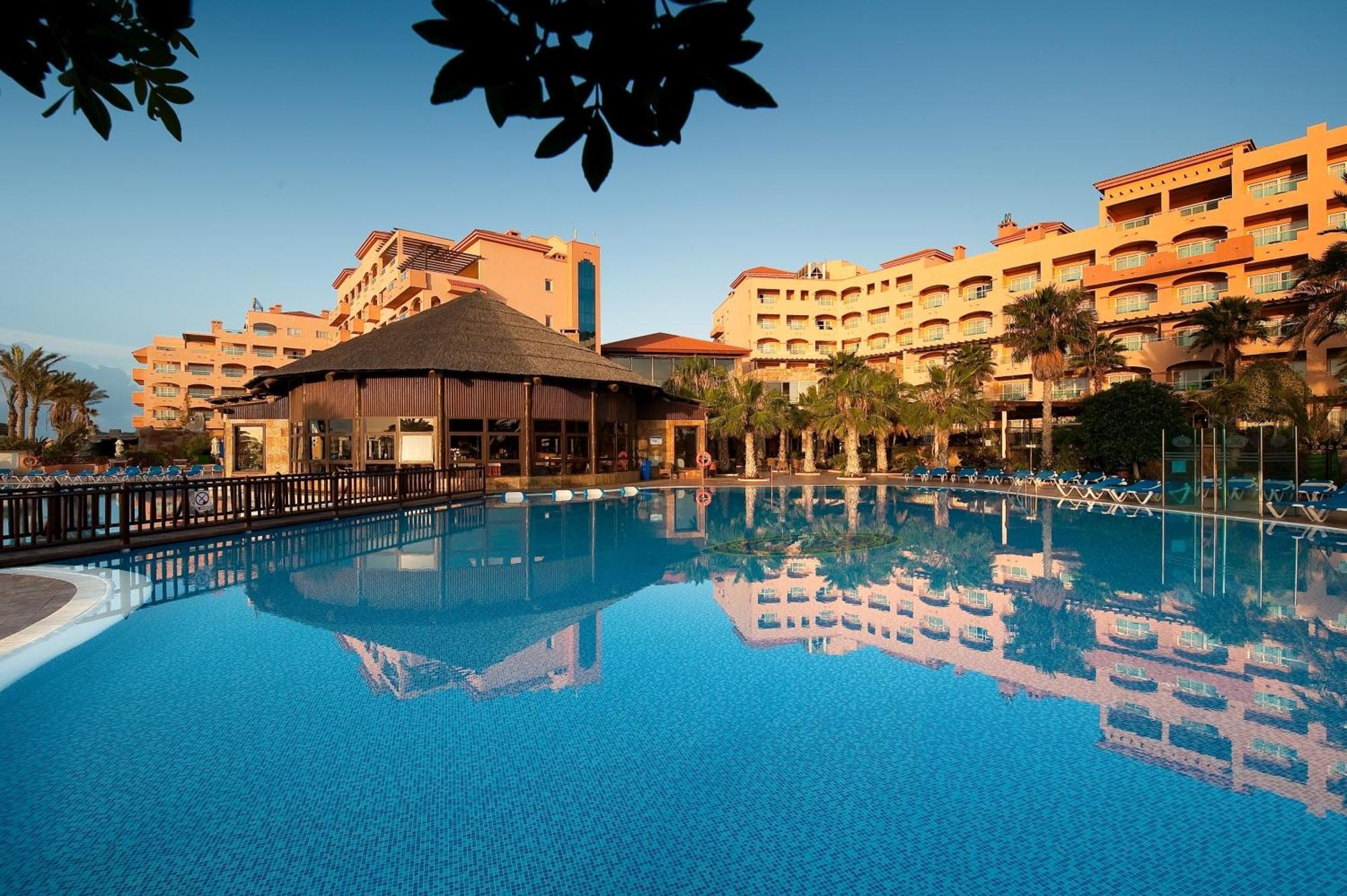 Elba Sara Beach & Golf Resort 칼레타데푸스테 외부 사진