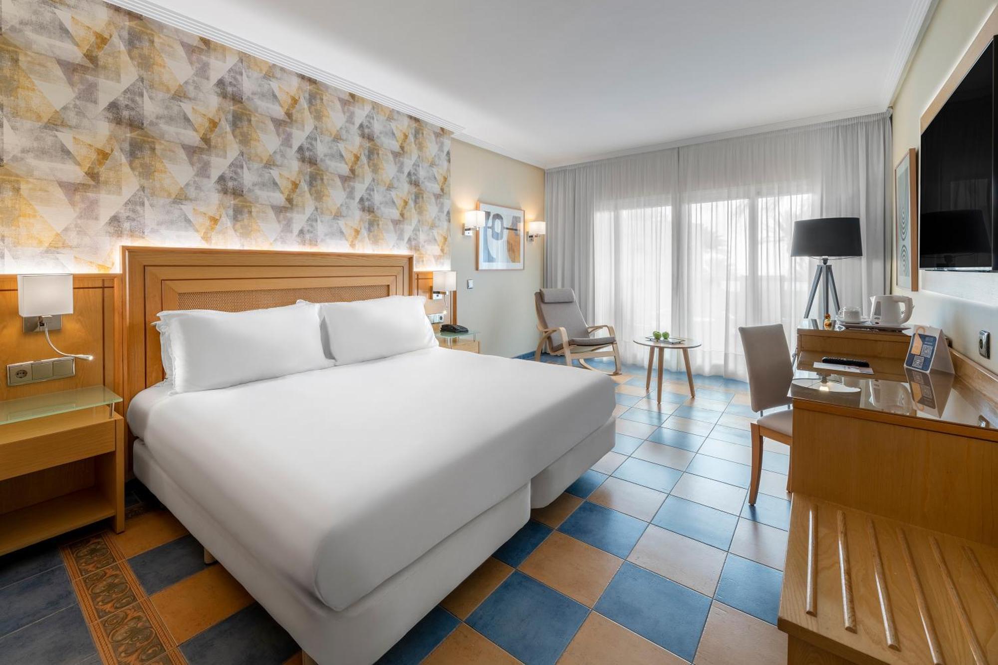 Elba Sara Beach & Golf Resort 칼레타데푸스테 외부 사진