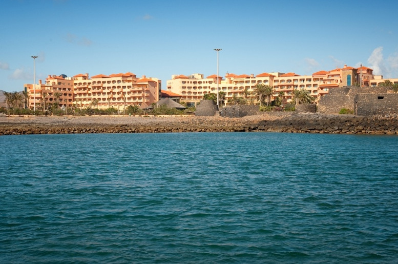 Elba Sara Beach & Golf Resort 칼레타데푸스테 외부 사진
